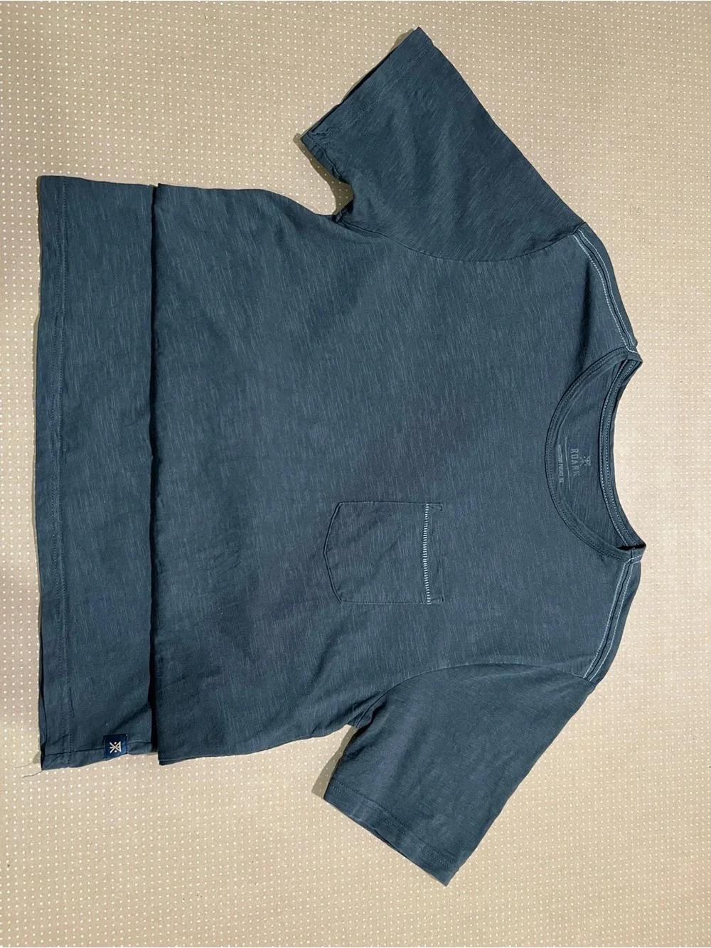 Roark Men's Classic Crew Neck Organic Cotton Dark Gray Pocket T-Shirt (M) - Picture 7 of 12